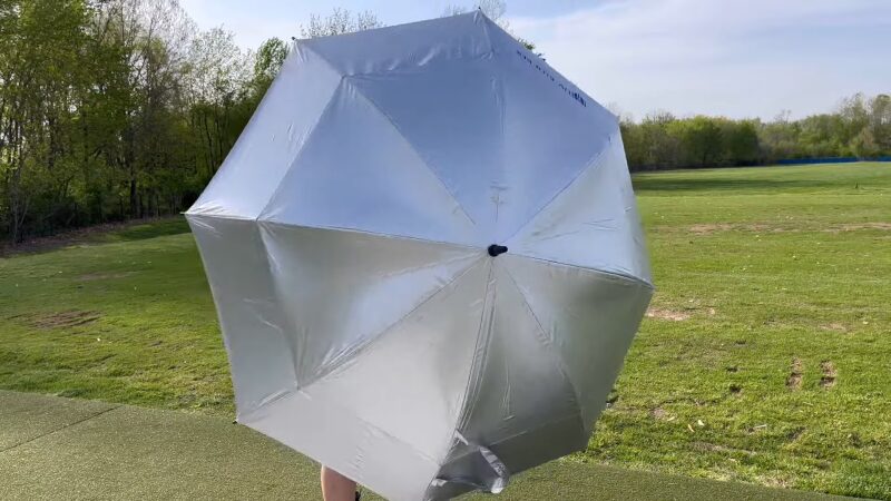 Golf Umbrellas Provide Extensive Coverage